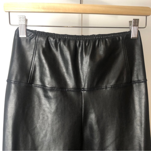 Aritzia Wilfred Free vegan leather pants - Picture 5 of 7